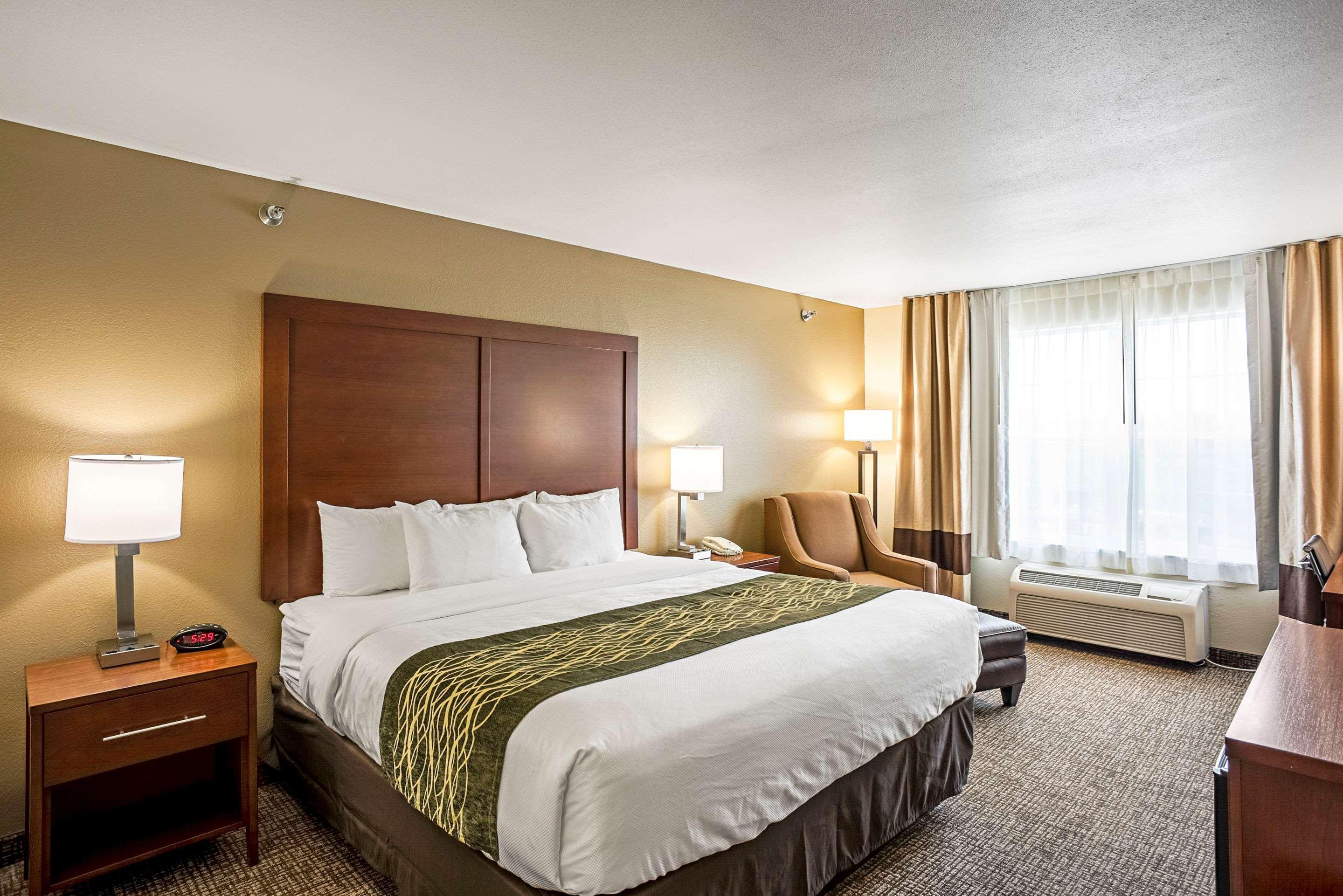 Comfort Inn & Suites Independence Εξωτερικό φωτογραφία