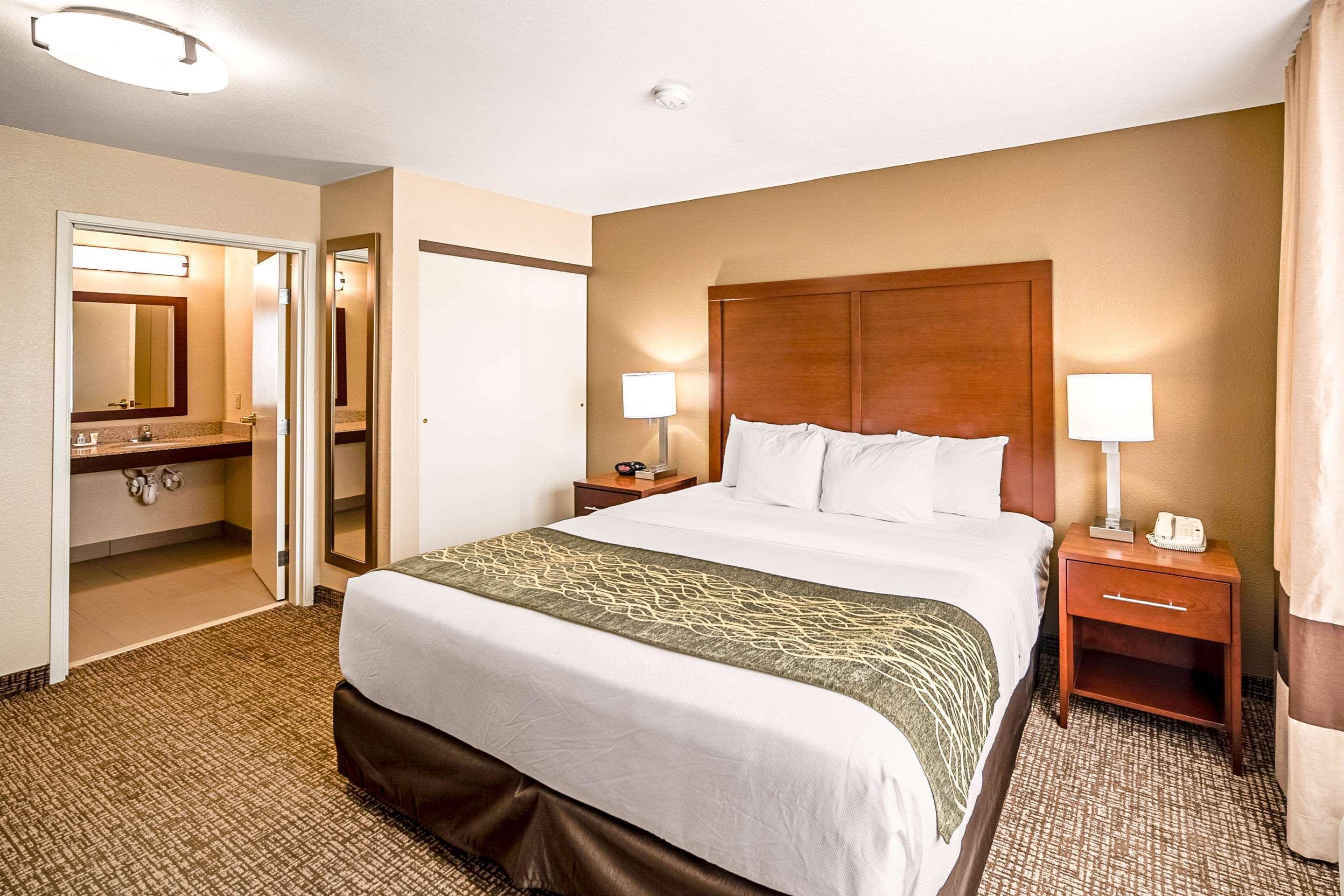 Comfort Inn & Suites Independence Εξωτερικό φωτογραφία
