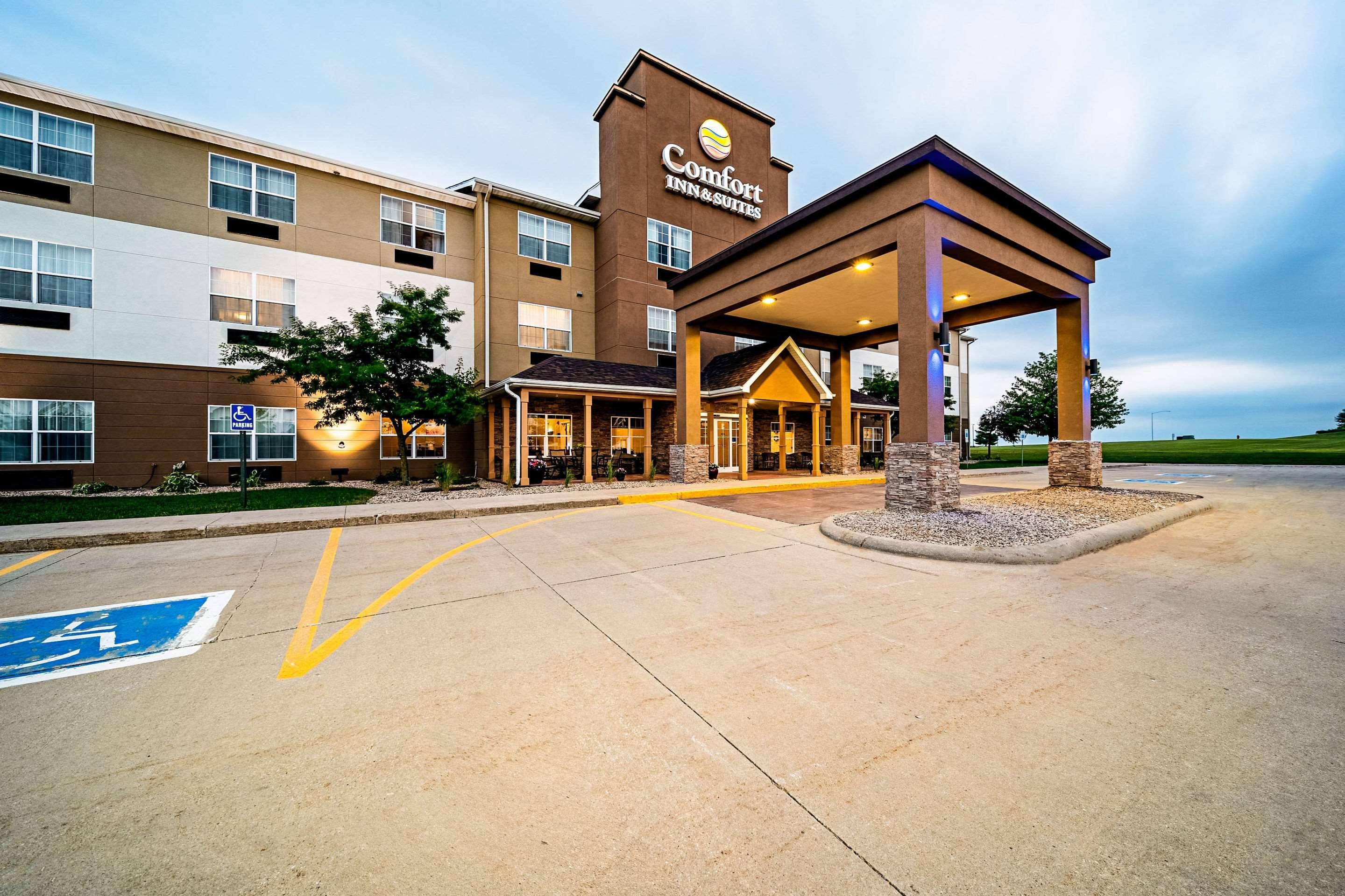 Comfort Inn & Suites Independence Εξωτερικό φωτογραφία