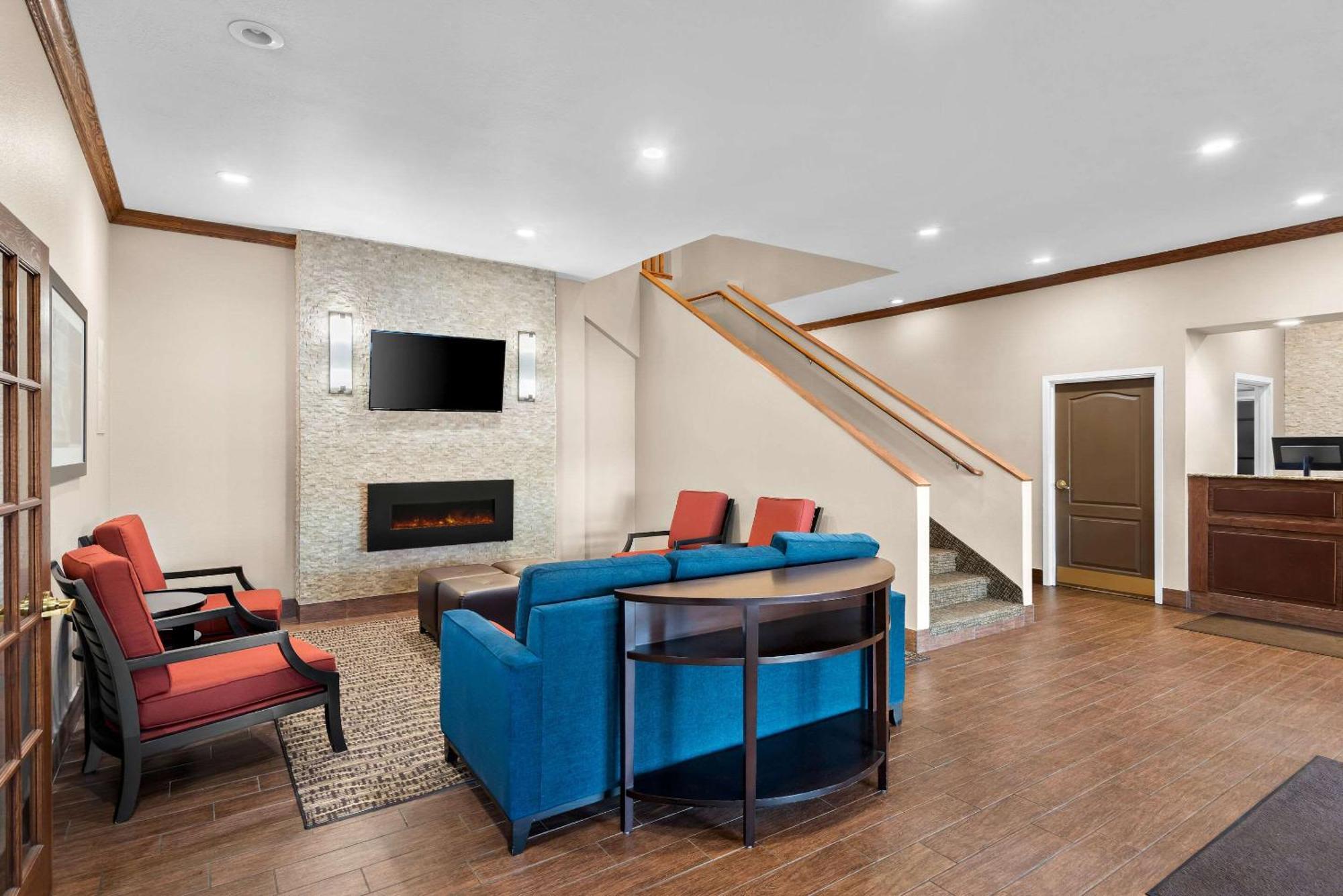 Comfort Inn & Suites Independence Εξωτερικό φωτογραφία